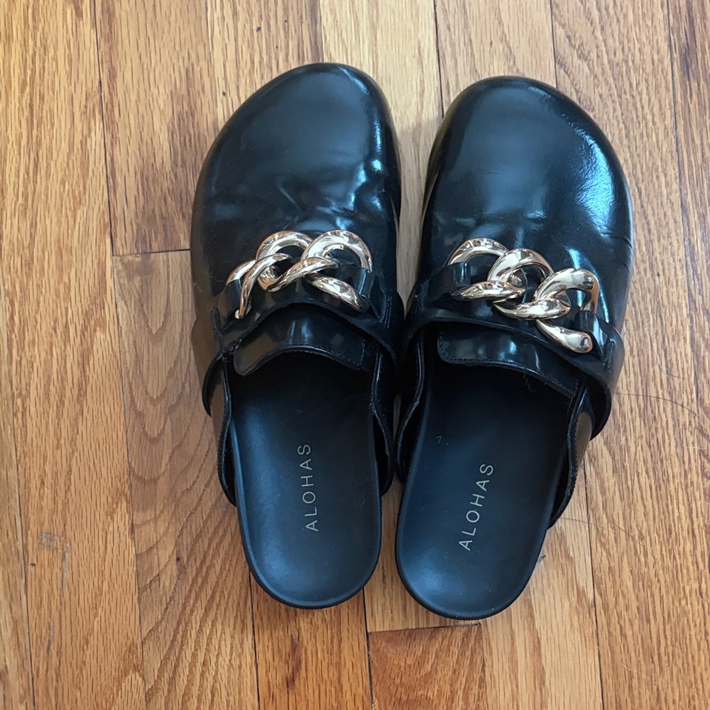 ALOHAS Black Mules with Gold Chain Detail